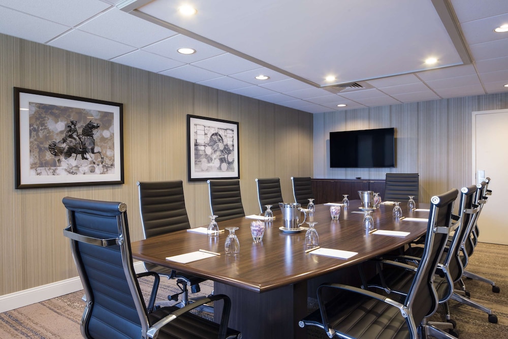 DoubleTree by Hilton Hotel Laurel - photo 47