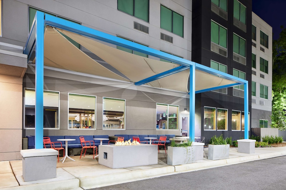 Tru By Hilton Charleston Airport - photo 24
