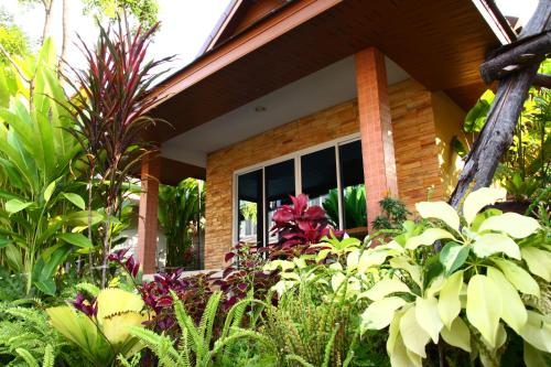 Tonnum Resort in Samut Songkhram, Thailand