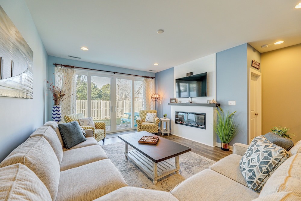 2 Mi to Bethany Beach: Modern Townhome w Patio — 4-Star Luxury Hotel in Ocean View, United States