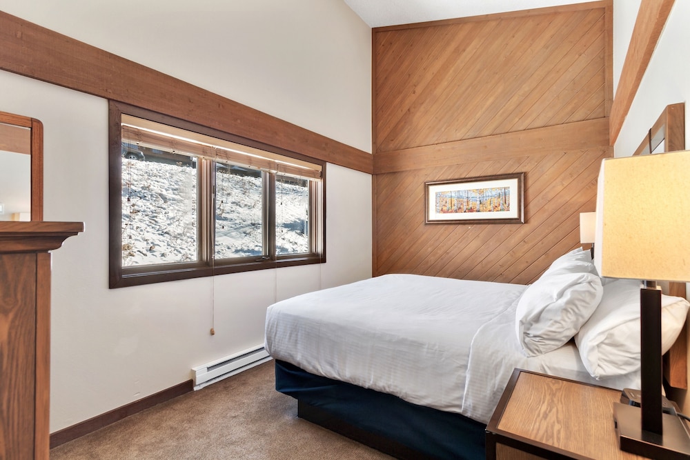 Gold Point Resort Breckenridge by Vacatia - photo 14