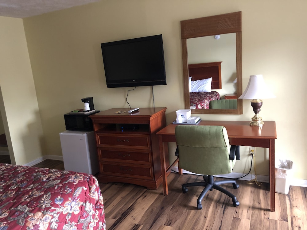 Americas Best Value Inn Jonesville - photo 3
