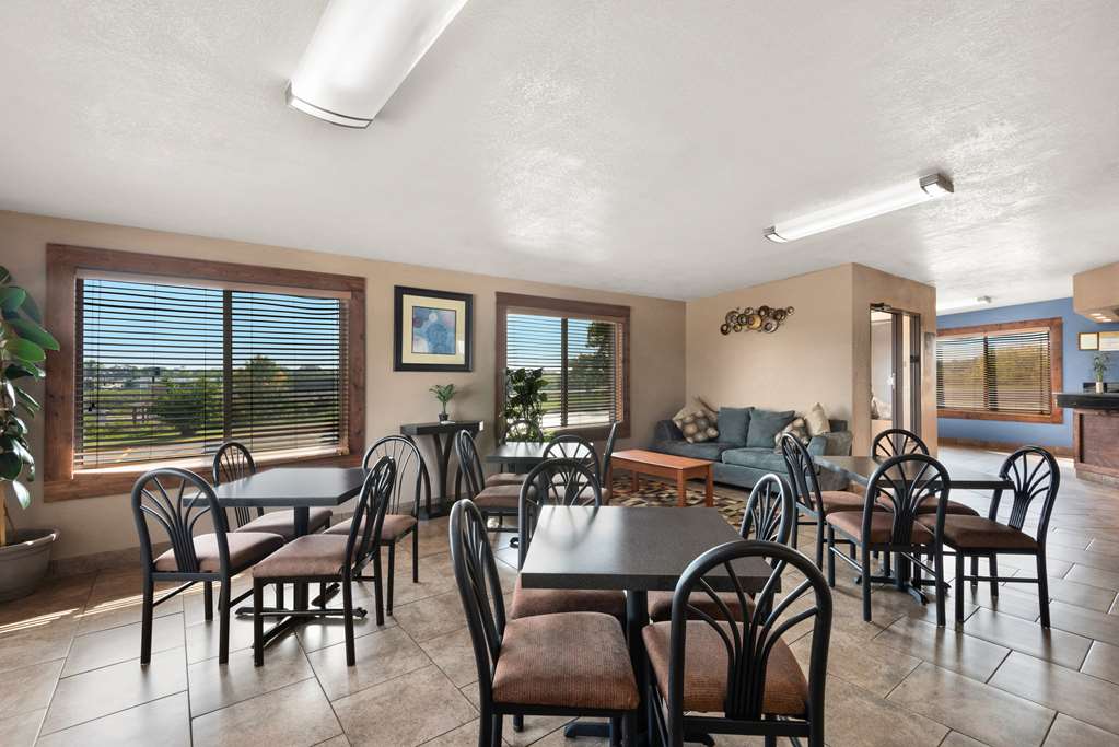Days Inn by Wyndham Newton - photo 17