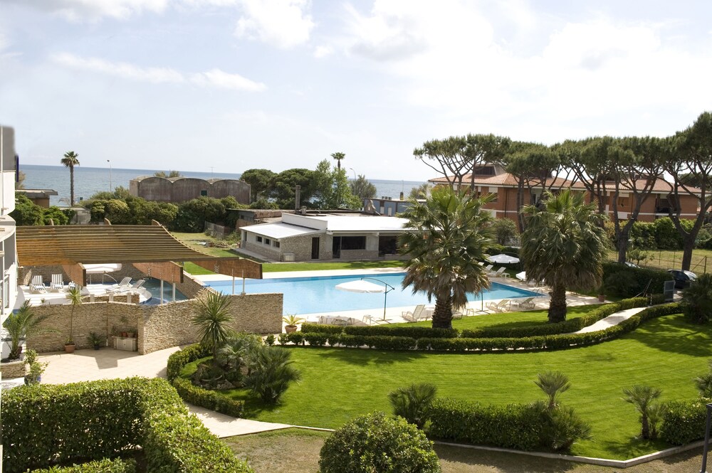 Albergo Mediterraneo - carbon neutral hotel in Terracina