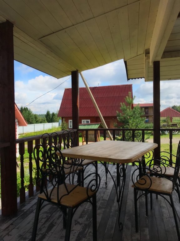 Vasilki Baza Otdykha in Kirillov, Russia