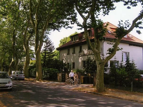 Apart Pension Babelsberg Potsdam — 4-Star Luxury Hotel in Potsdam, Germany