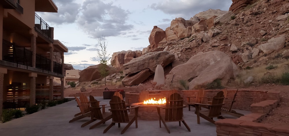 Bluff Dwellings Resort - photo 94