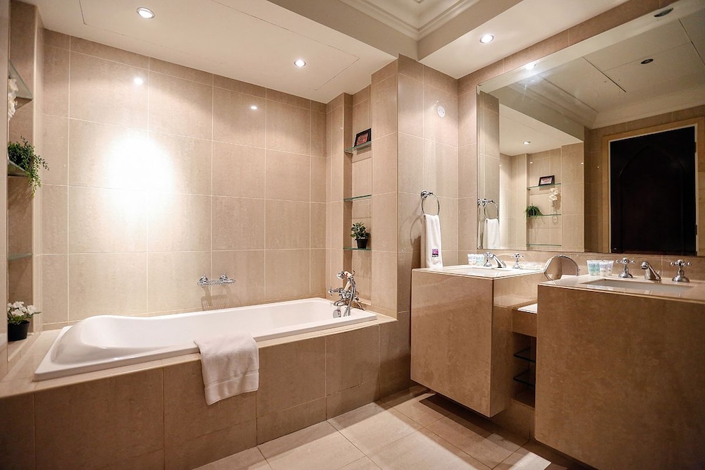 Attareen Residences - last minute hotel in Dubai