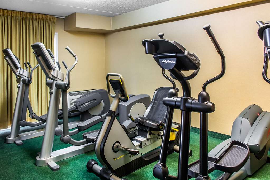 Clarion Hotel Philadelphia International Airport - photo 16