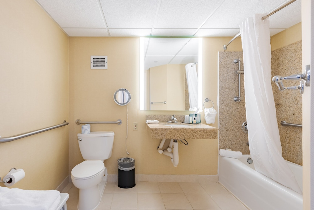 Wyndham Omaha West Dodge - photo 27