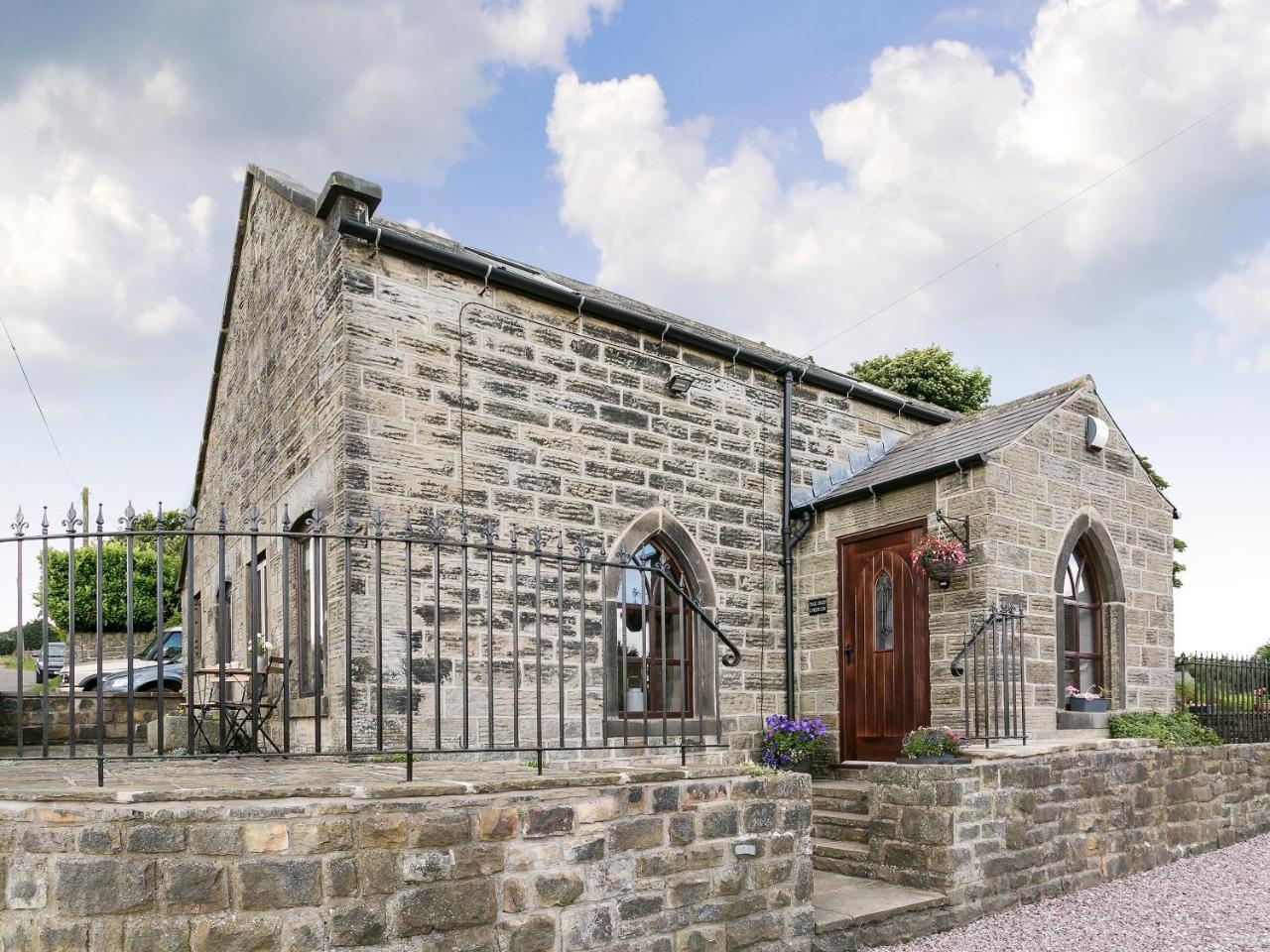 The Old Church — 5-Star Luxury Hotel in Chesterfield, United Kingdom