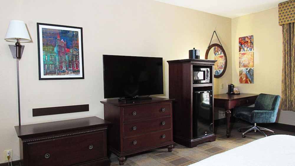 Hampton Inn Oxford West - photo 25