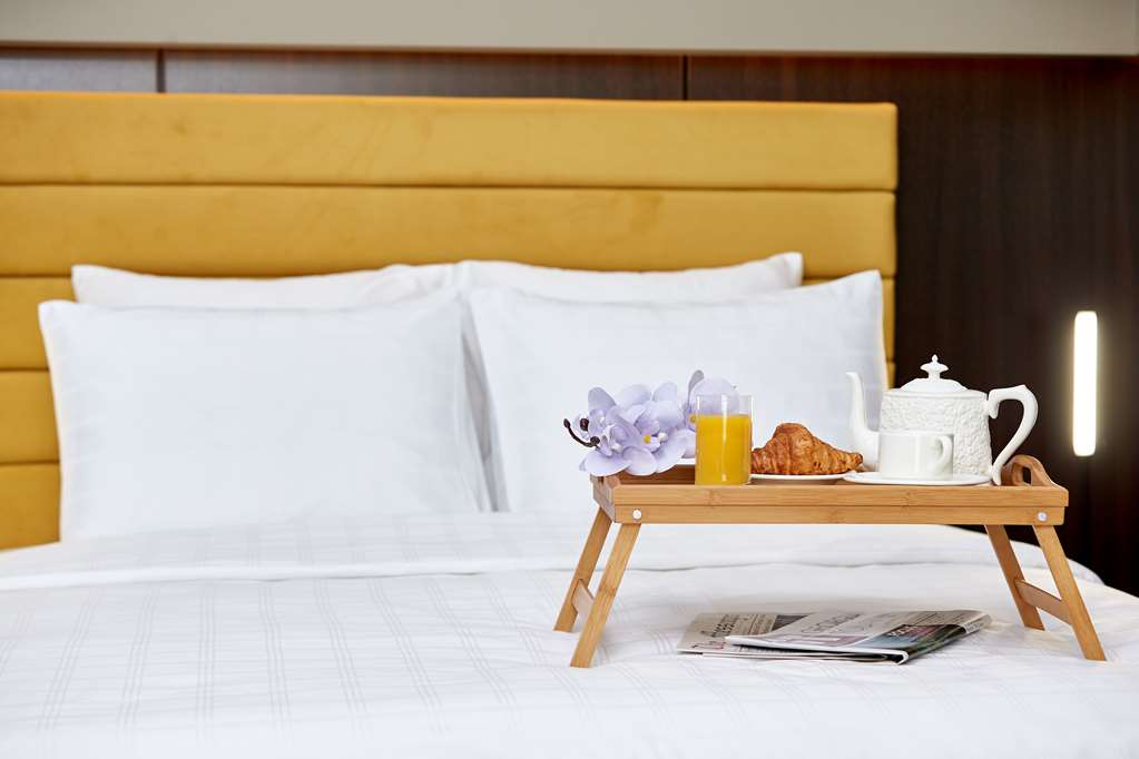 Room Service Available to All Rooms