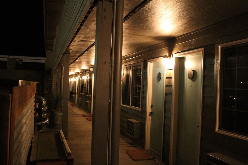 Ashore Hotel - photo 74