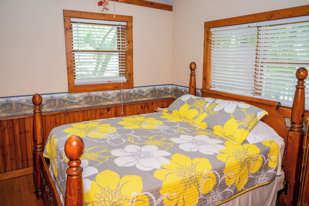 Mountain Aire Cottages & Inn - photo 56