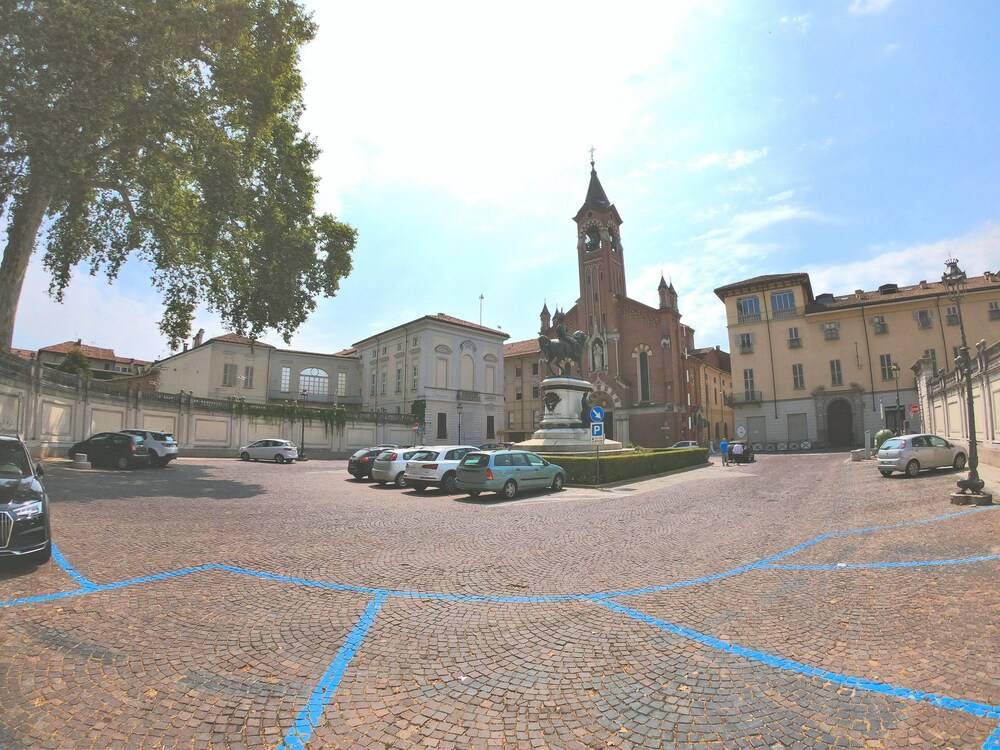 Luna del Belvedere in Asti, Italy