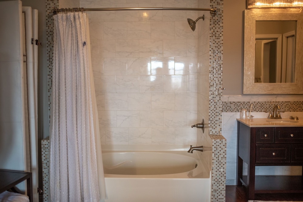 Fountainview Inn - photo 83