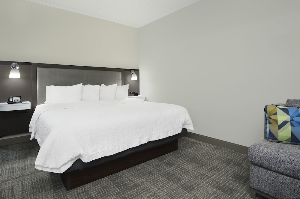 Hampton Inn Hagerstown I 81 - photo 3