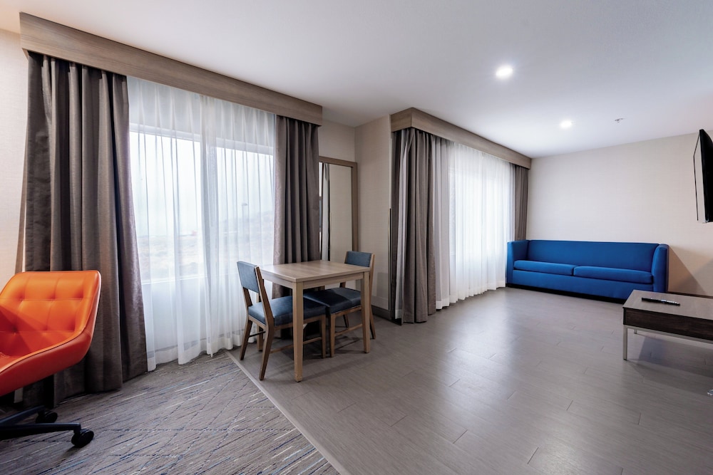 Holiday Inn Express & Suites Frazier Park by IHG - photo 17