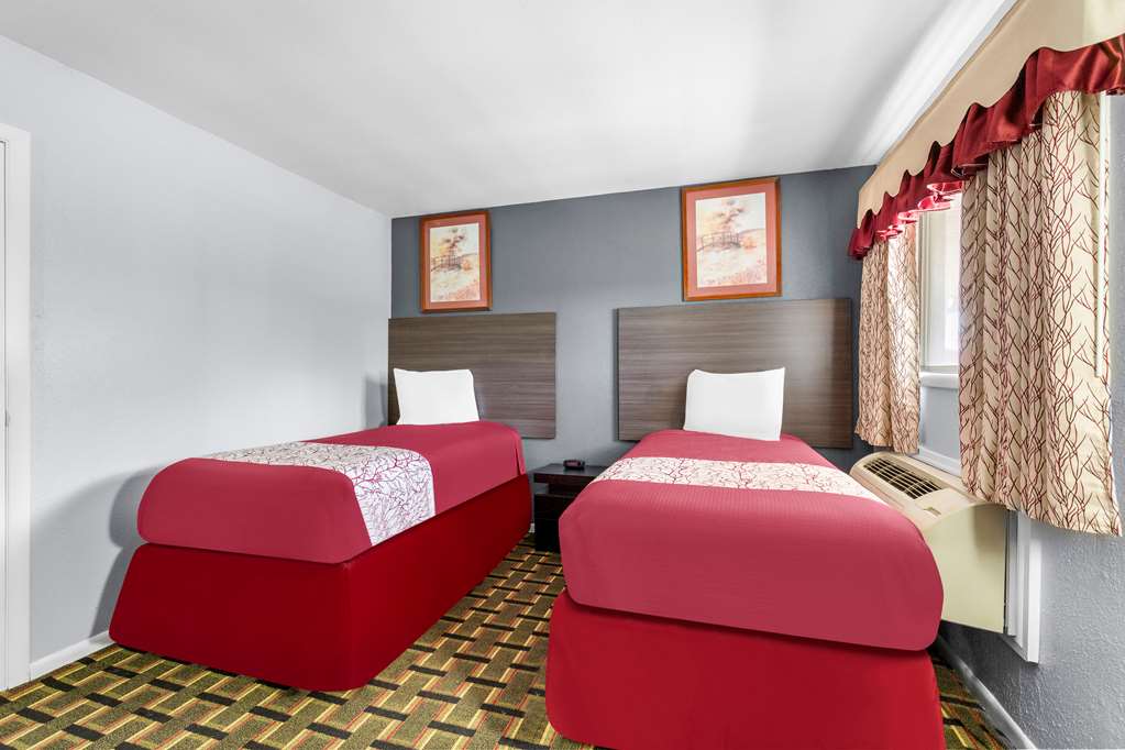 Americas Best Value Inn Belleville - photo 14