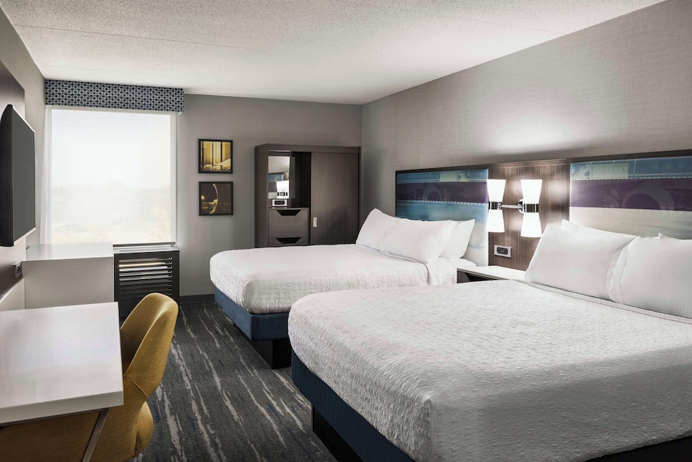 Hampton Inn Chicago O'Hare International Airport - photo 9