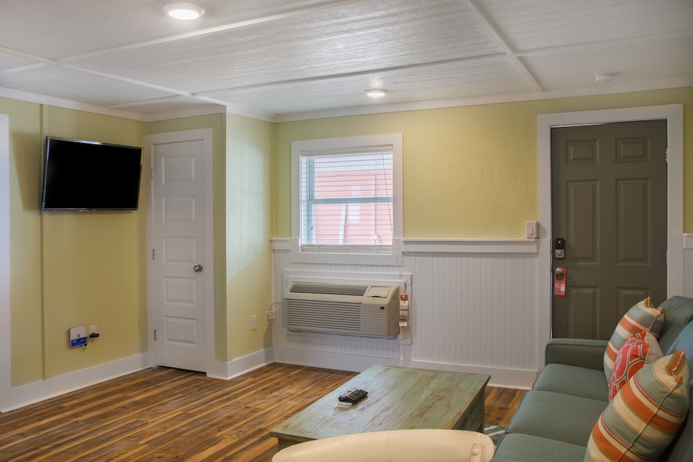 See Sea Motel - photo 53