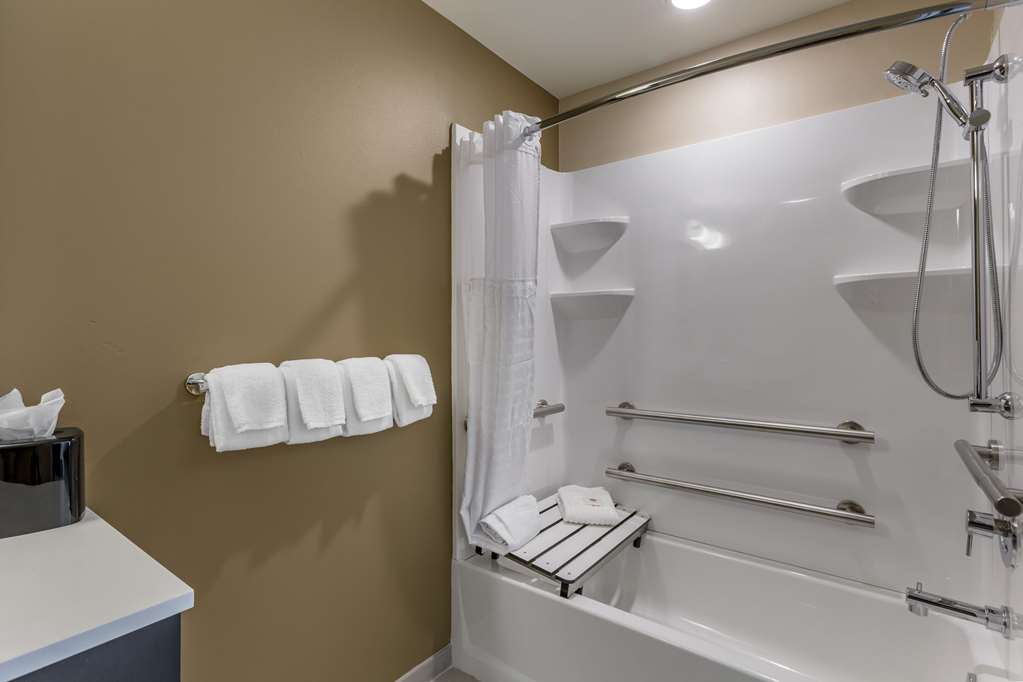 Comfort Suites Albuquerque Airport - photo 22