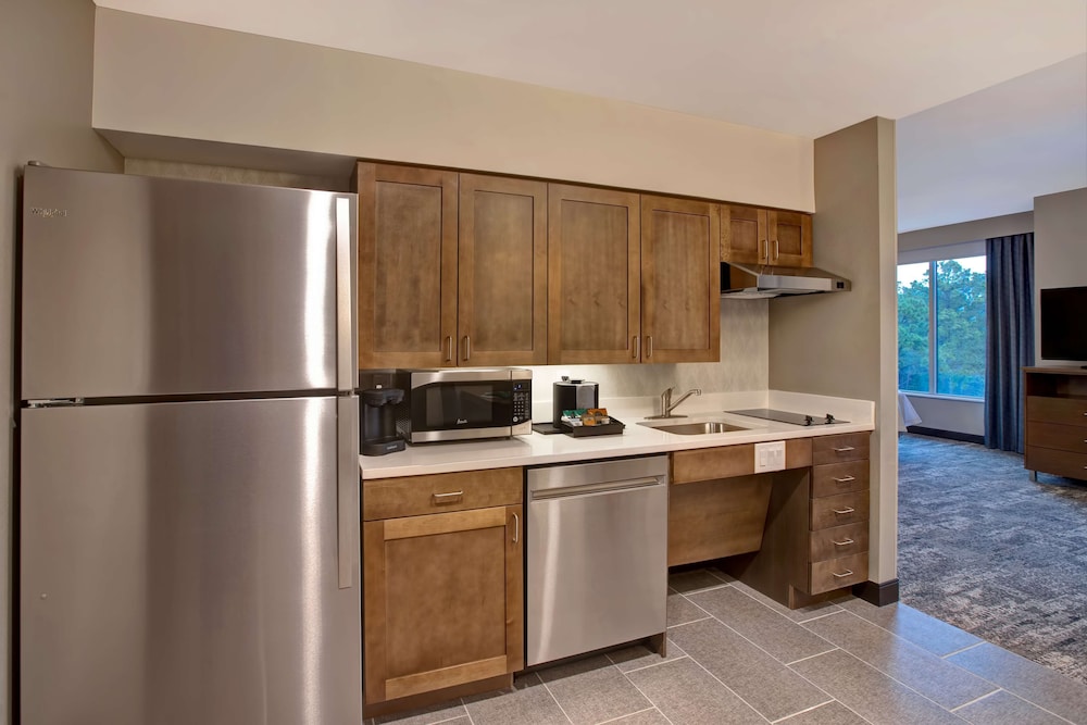 Homewood Suites by Hilton Summerville - photo 6