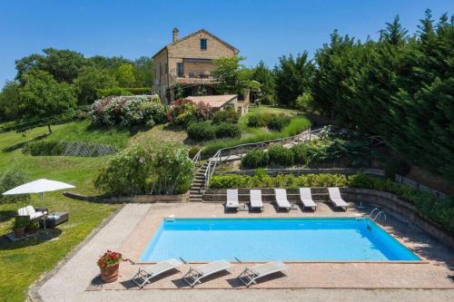 Casa Felice — 4-Star Luxury Hotel in Montegiorgio, Italy