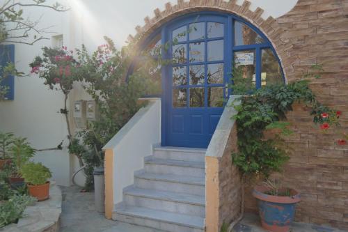 Manolis Studios in Kastraki, Greece