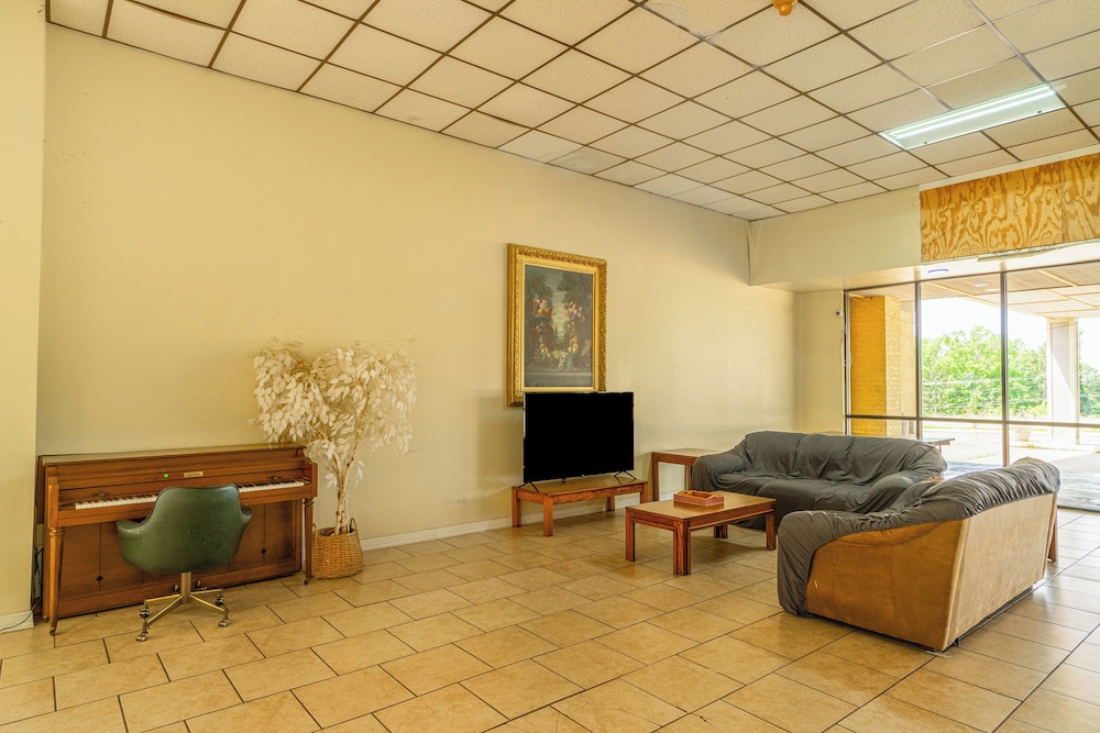 Economy Inn Livingston By Oyo Tx Us 59 - photo 3