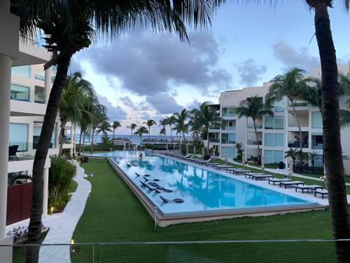Best Beachfront Location at Elements — 4-Star Luxury Hotel in Playa Del Carmen, Mexico