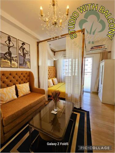 Simply COZY at Trees Residences Studio Balcony — 4-Star Luxury Hotel in Manila, Philippines