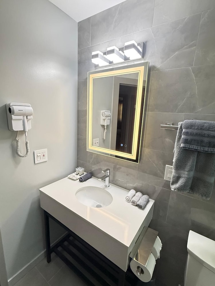 Sheridan Suites Apartments Hotel - photo 69