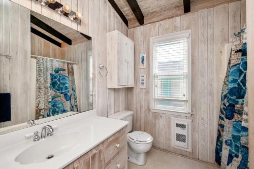 Brigantine by Oak Island Accommodations - photo 33