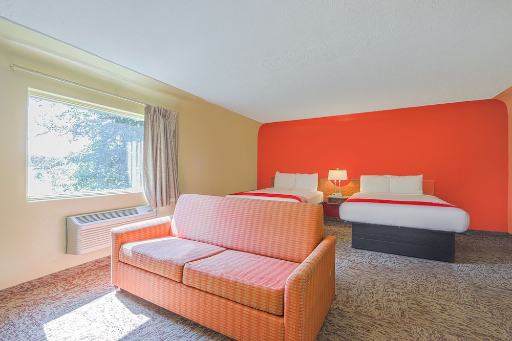 OYO Hotel North Lima OH Boardman - photo 17