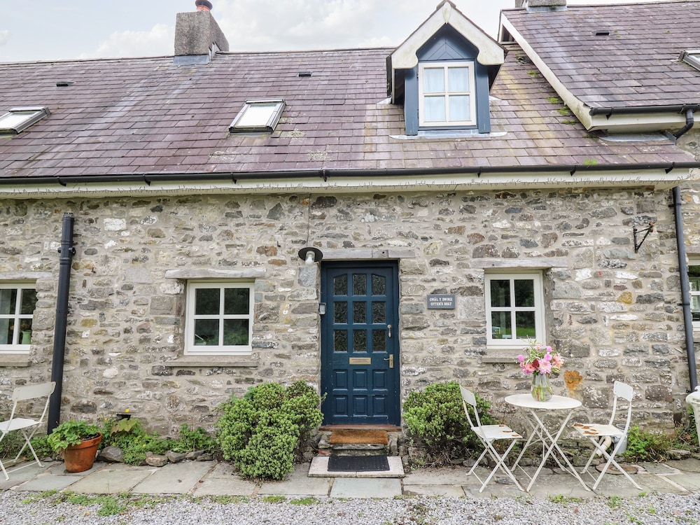 Otters Holt — hotel in Llandeilo
