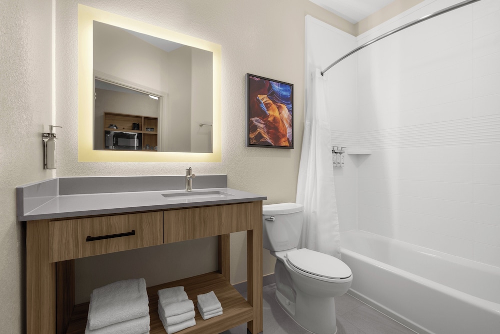 Candlewood Suites Hotel Texas City by IHG - photo 16