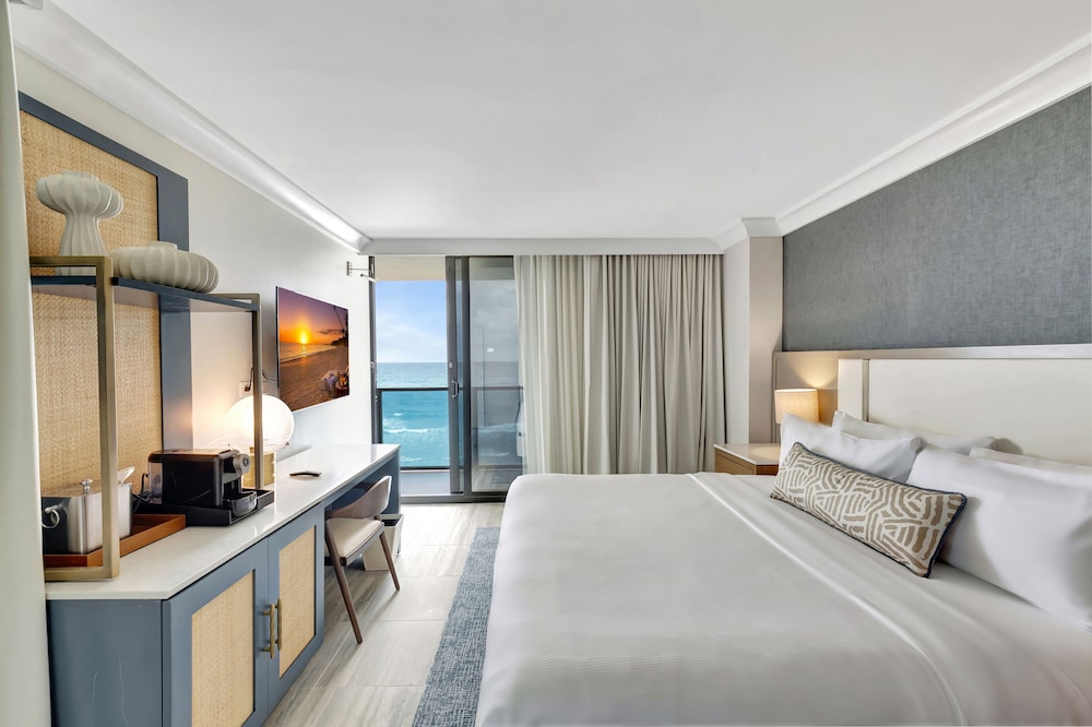 Tideline Palm Beach Ocean Resort and Spa - photo 13