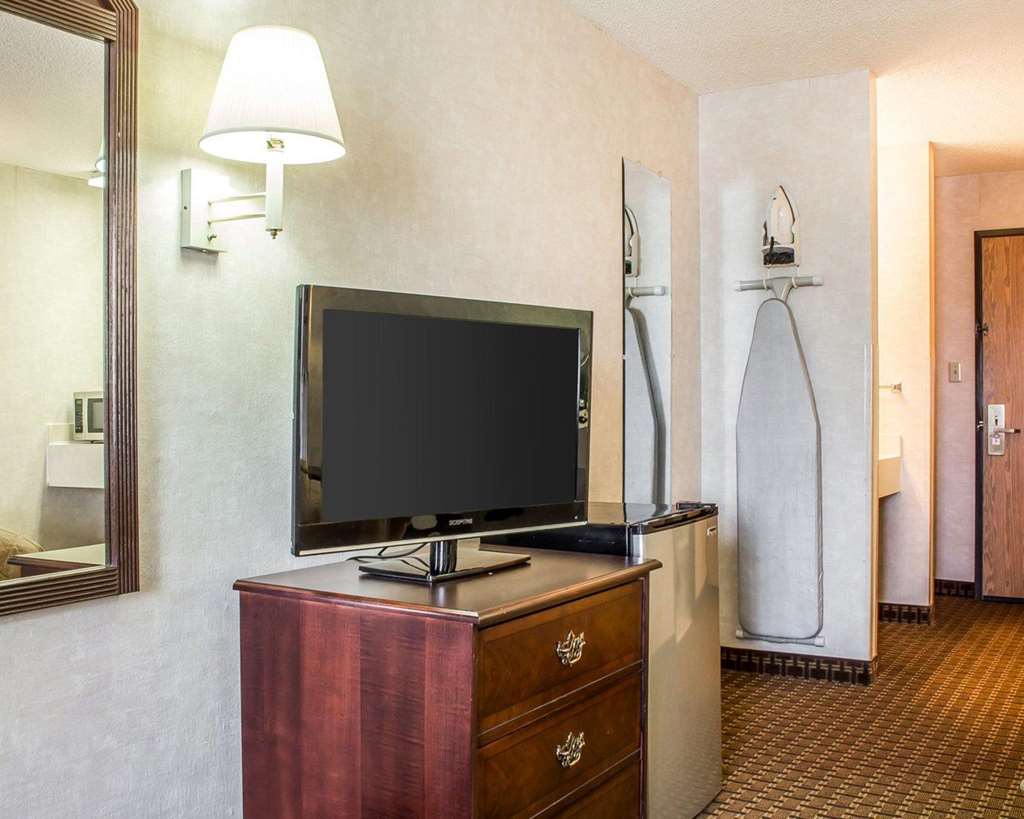 Quality Inn & Suites Yuma - photo 16