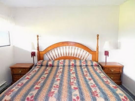 Weatherly Suites - photo 14