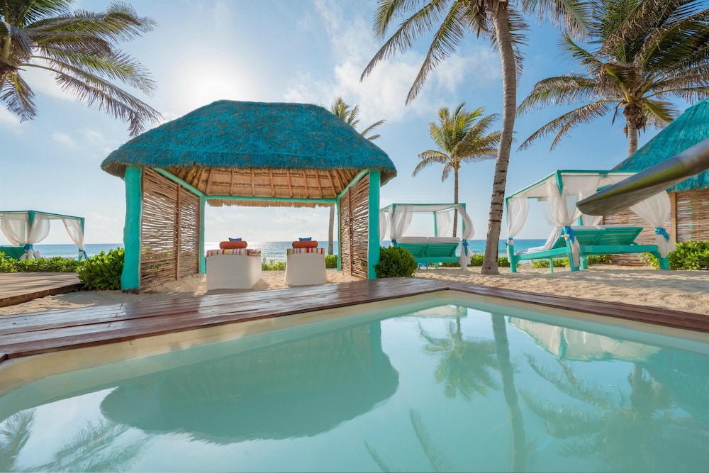 The Grand Oasis Cancun All Inclusive