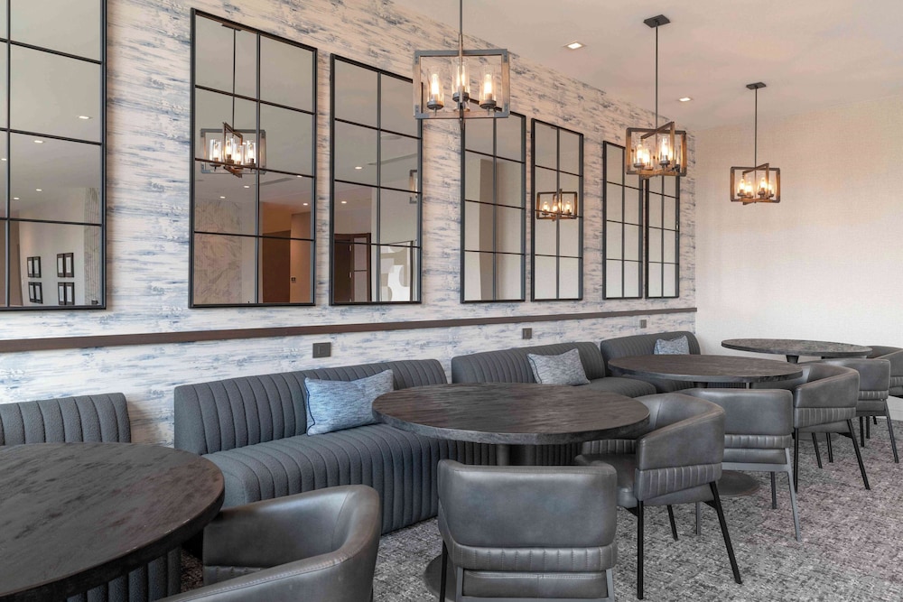 Homewood Suites by Hilton Boston Logan Airport Chelsea - photo 36