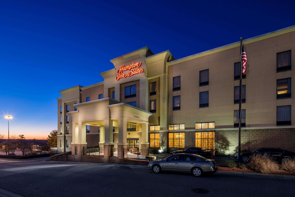 Hampton Inn & Suites Augusta West - photo 44