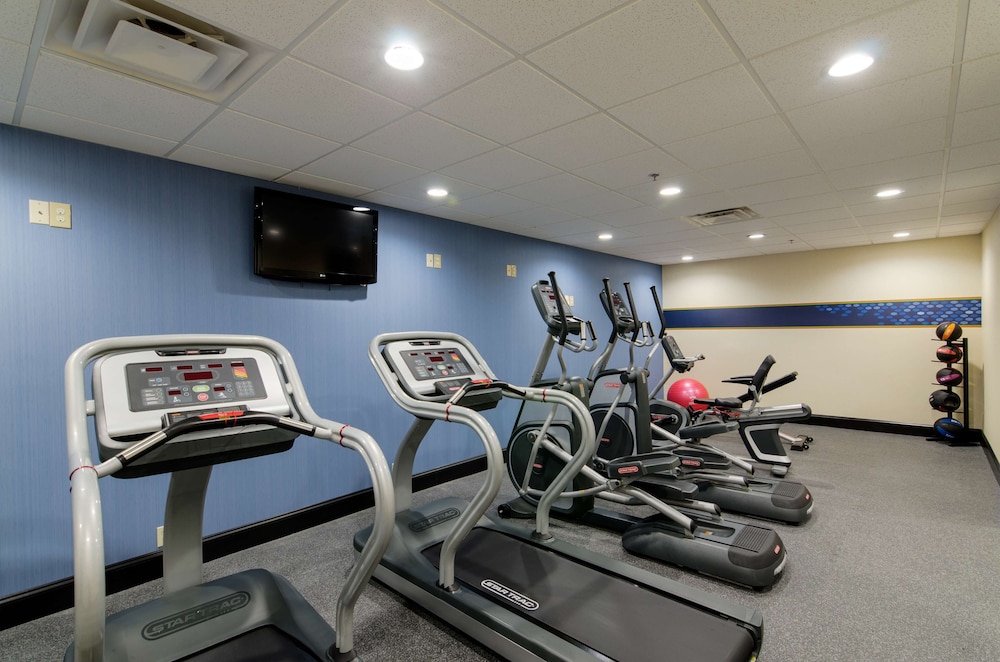 Hampton Inn Salem VA - photo 35