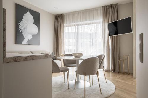 IVIS House Elegant Apartment with Church View in Vilnius Old Town — 4-Star Luxury Hotel in Vilnius, Lithuania