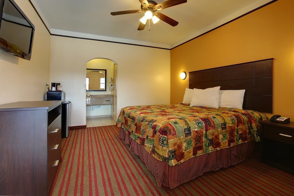 Guest Inn San Benito Harlingen - photo 6