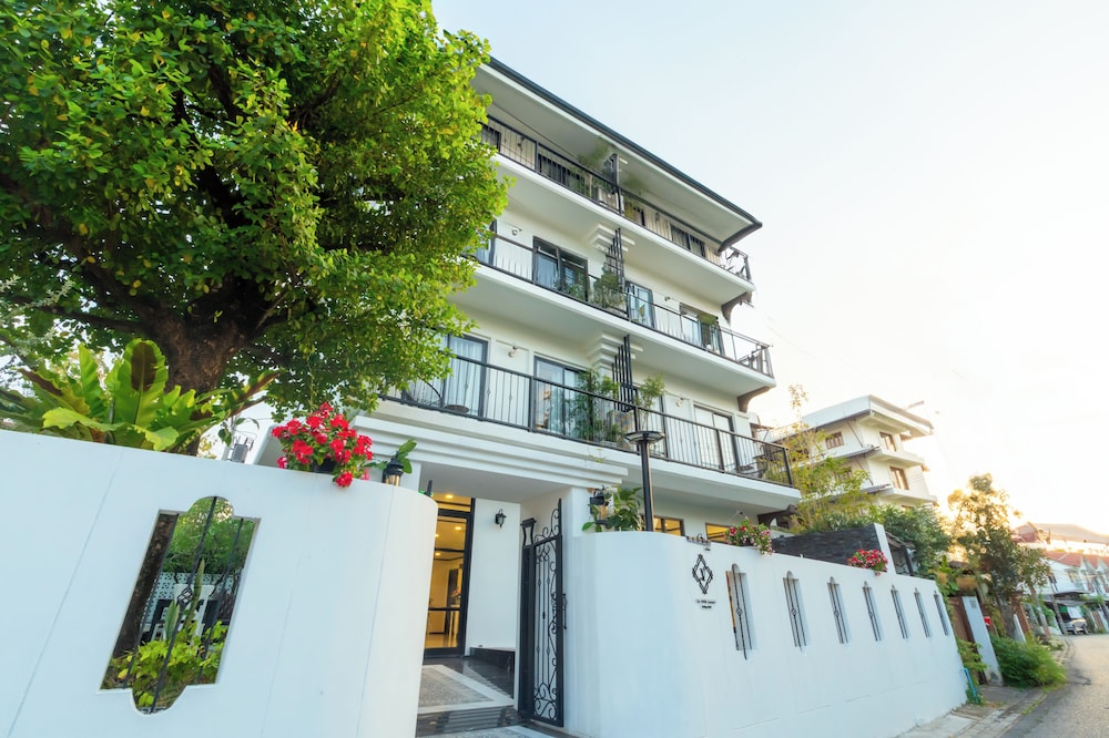 Le ville lanna Chiang Mai Gate Old Town Hotel — 4-Star Luxury Hotel in Chiang Mai, Thailand