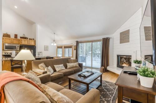 Muskrat Lane 05 Discover Sunriver in Sunriver, United States