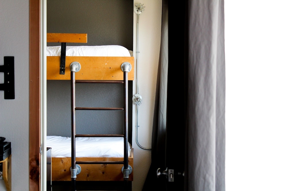 Adrift Hotel - photo 20